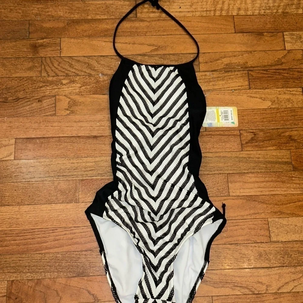 Hobie swimming suit new with tags in a size medium. - Picture 1 of 5